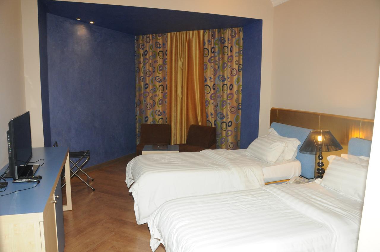 Sky Hotel Salmiya 외부 사진
